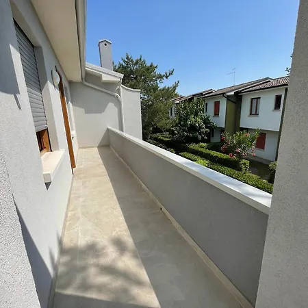 Comfy Flat With Pool In * Bibione