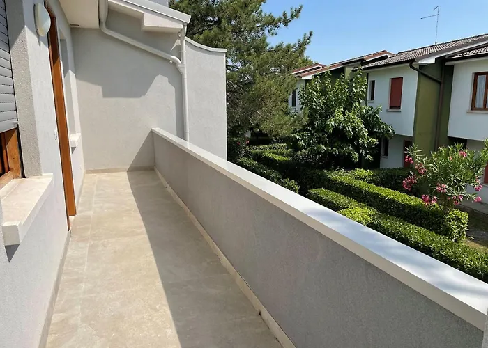 Appartamento Comfy Flat With Pool In